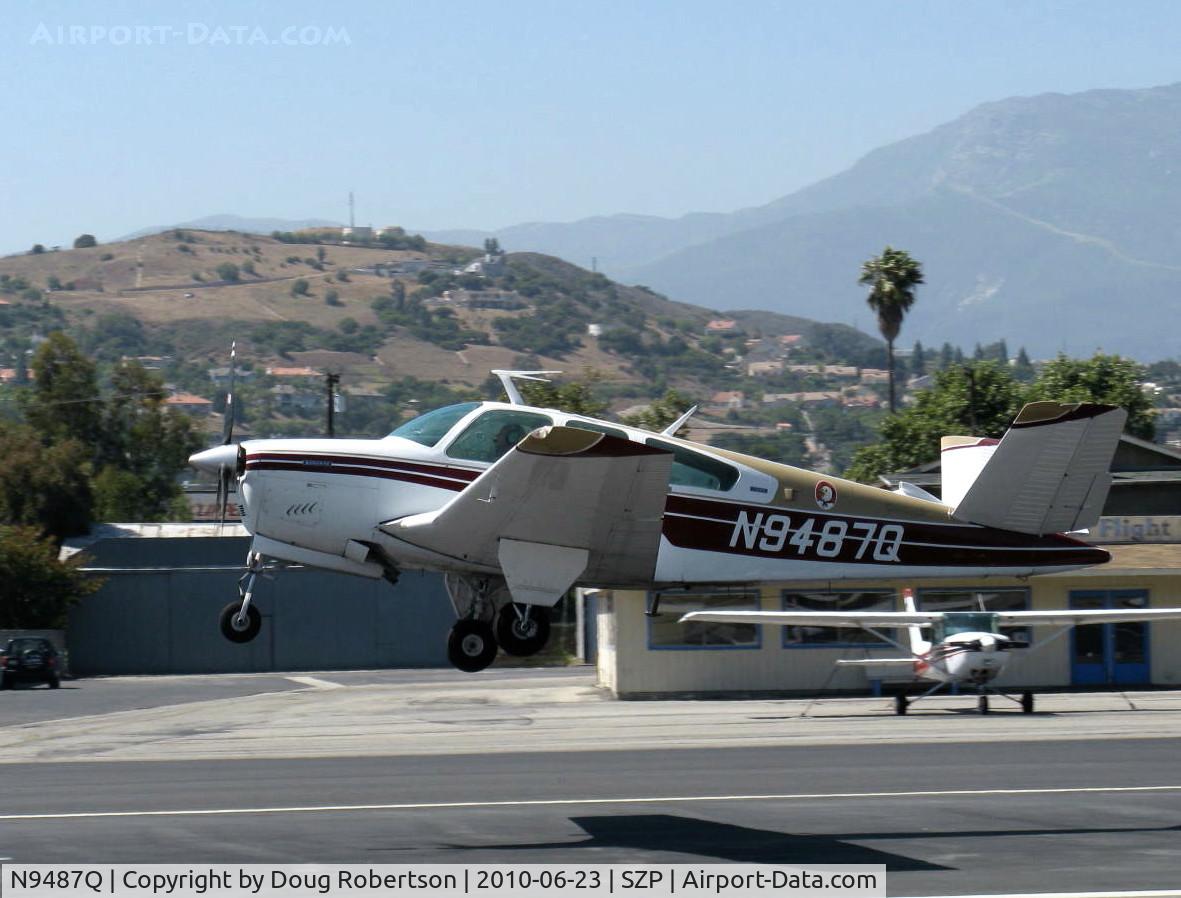 N9487Q, 1972 Beech V35B Bonanza C/N D-9333, 1972 Beech V35B BONANZA 'Webfoot Webster', Continental IO-520-B 285 Hp, takeoff climb Rwy 22
