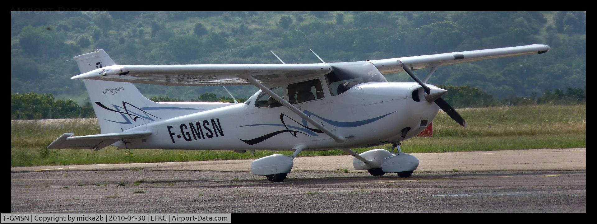 F-GMSN, Cessna 172S SP C/N 172S10826, Parked.