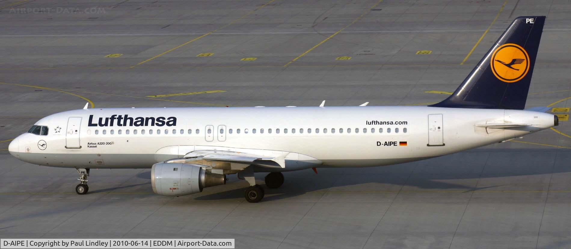 D-AIPE, 1989 Airbus A320-211 C/N 0078, another feeder flight