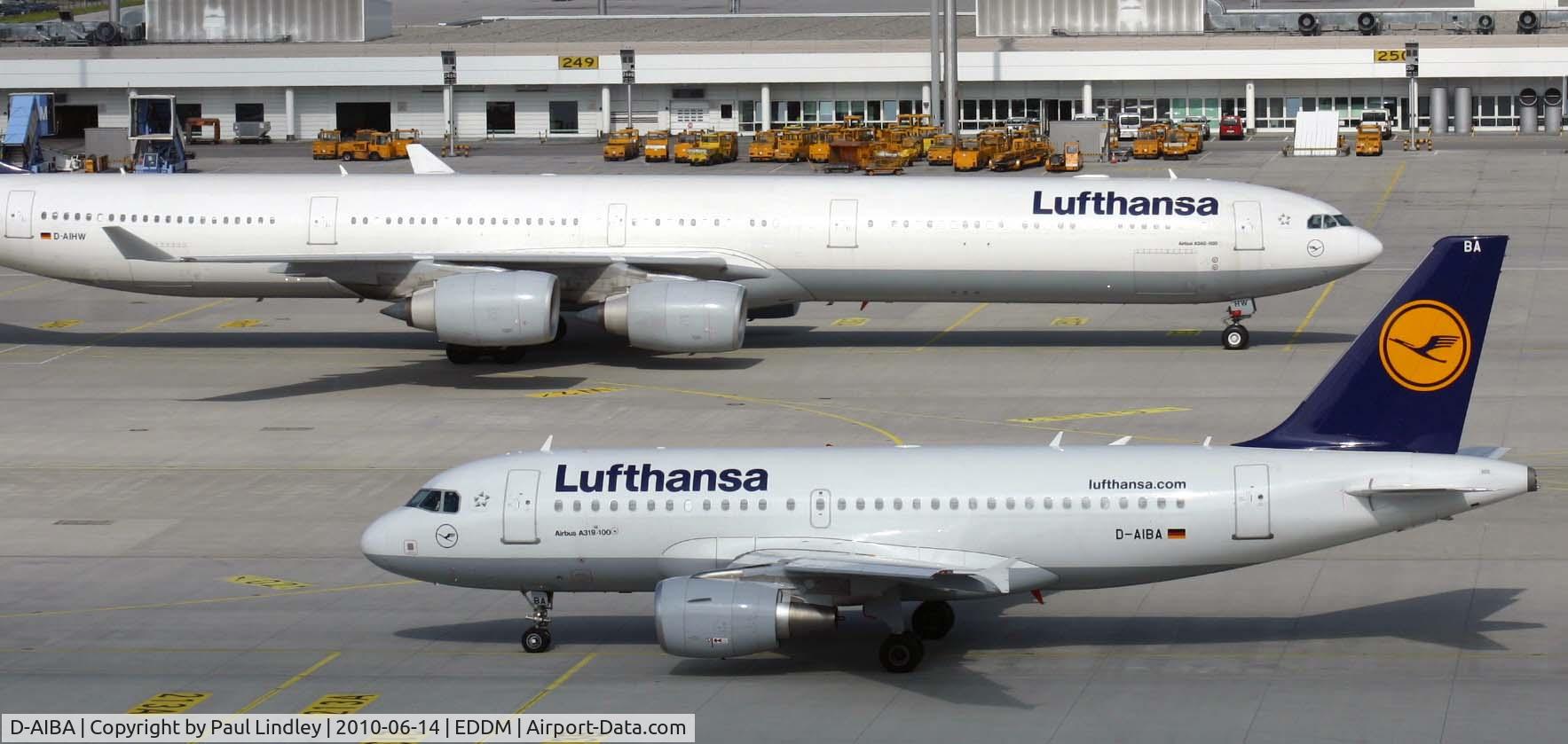 D-AIBA, 2009 Airbus A319-114 C/N 4141, Little and Large !