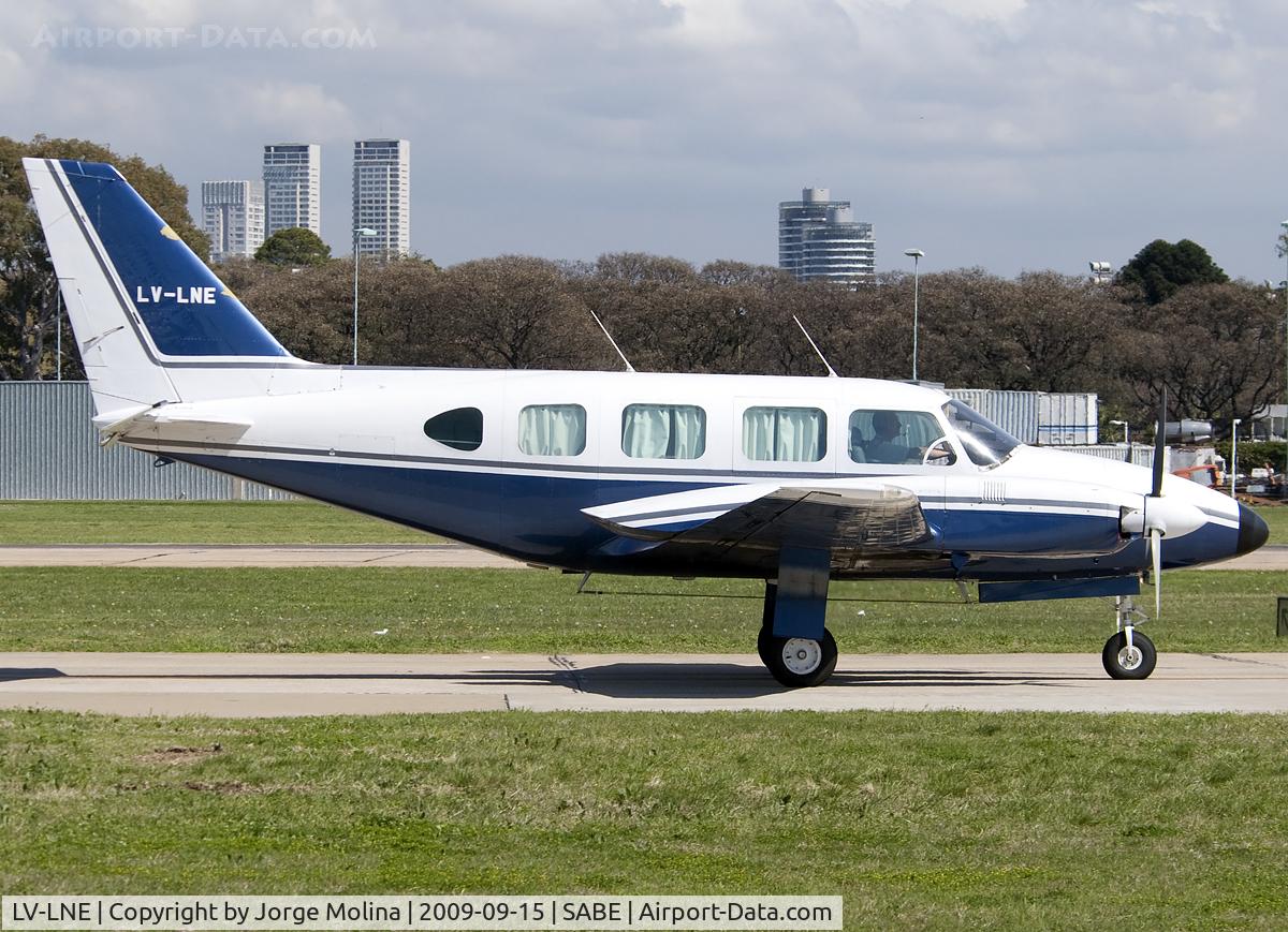 LV-LNE, 1974 Piper PA-31-310 Navajo Navajo C/N 31-7400991, Taxi to RWY 13 for take off.