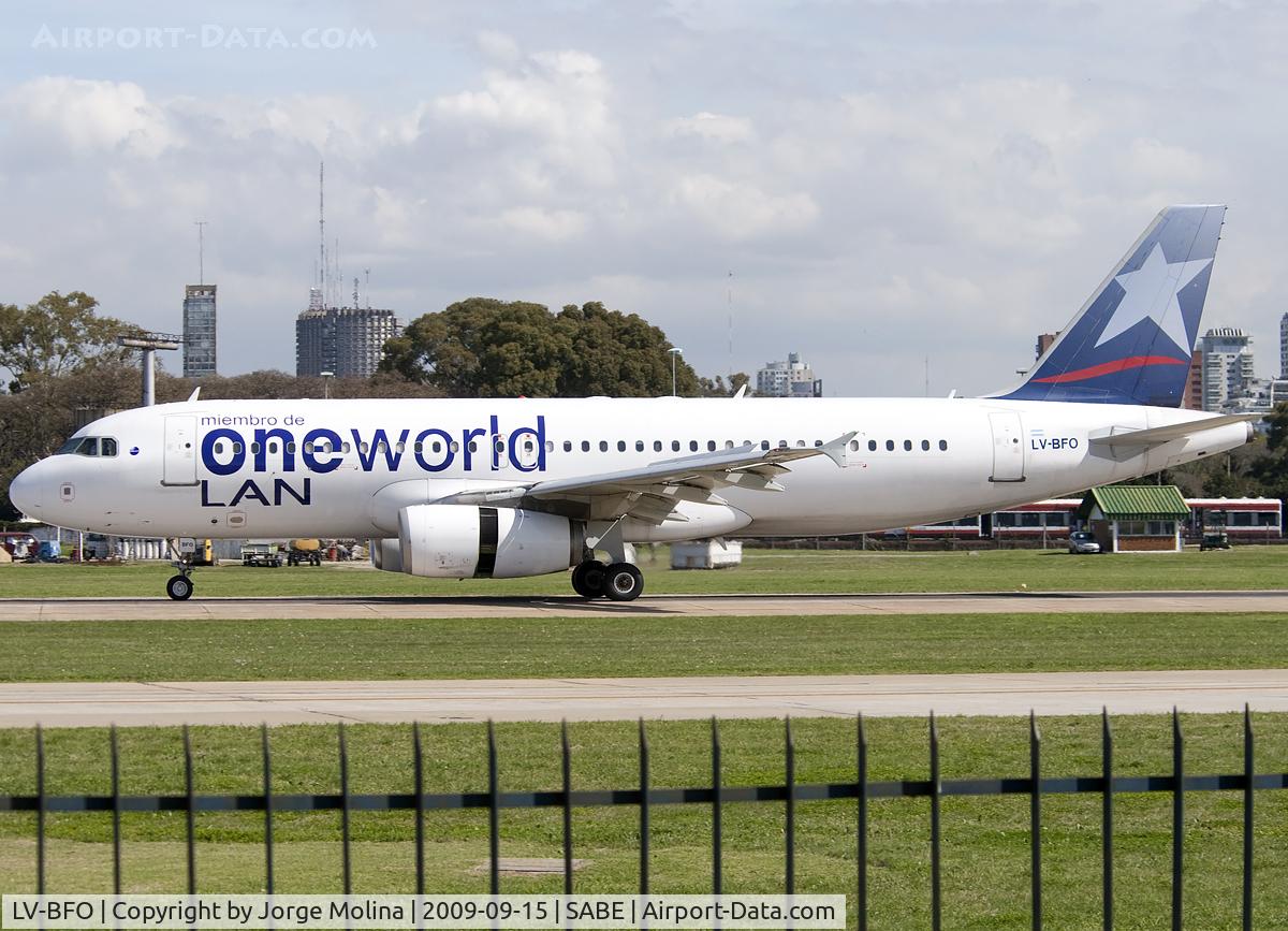 LV-BFO, 2002 Airbus A320-233 C/N 1877, 