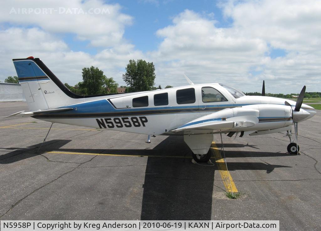 N5958P, 1979 Beech 58P Baron C/N TJ-208, Beech 58P Baron on the line.