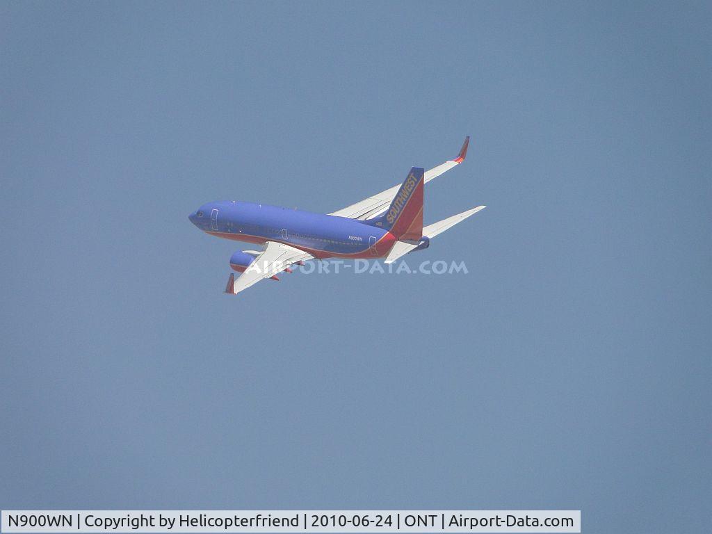 N900WN, 2007 Boeing 737-7H4 C/N 32544, Just took off from 26R and in the process of heading southwest