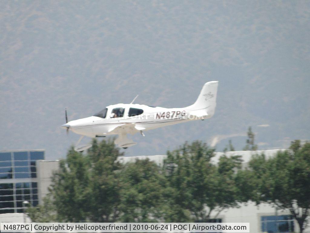 N487PG, 2008 Cirrus SR20 C/N 1934, Landing at Brackett