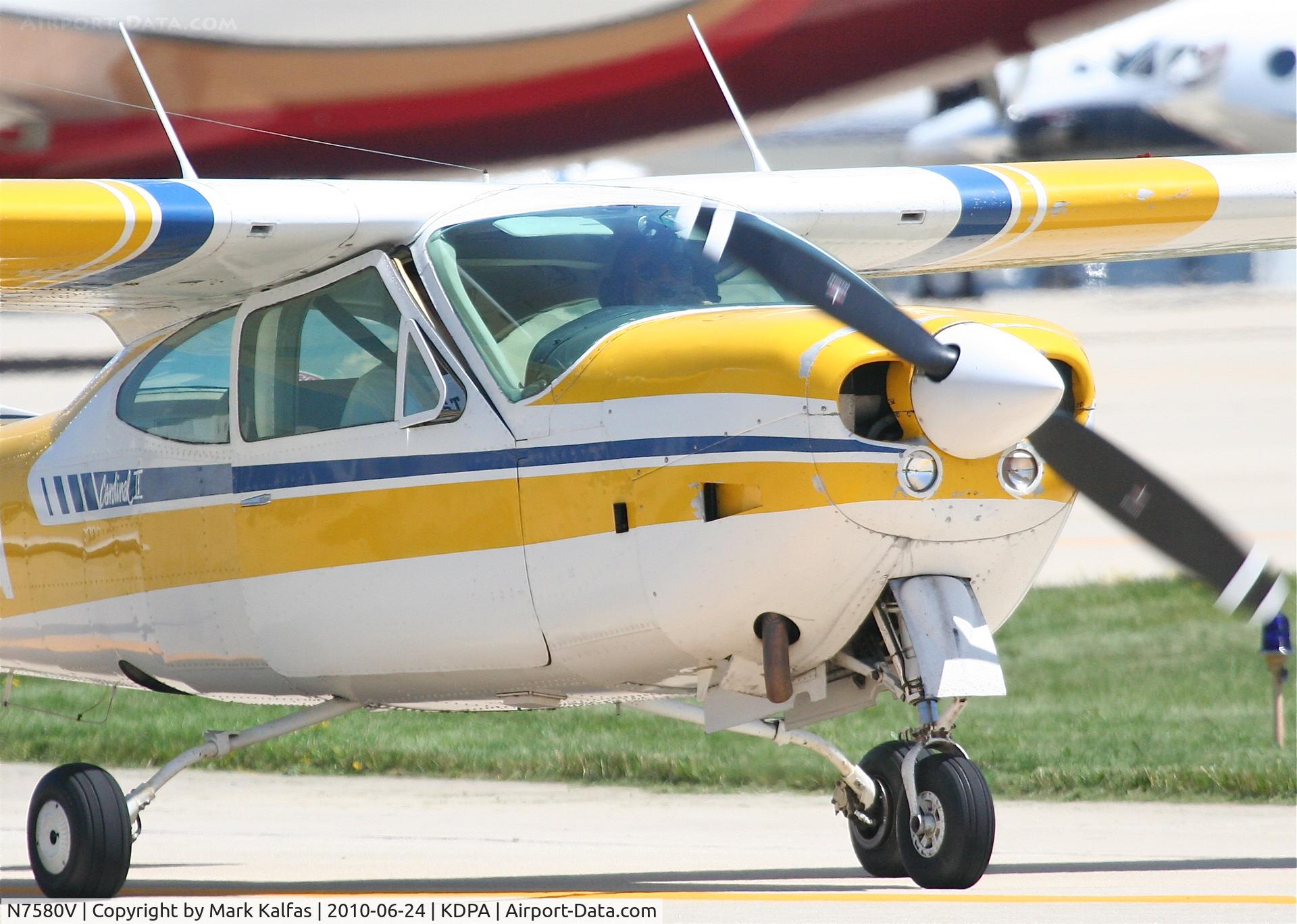N7580V, 1976 Cessna 177RG Cardinal C/N 177RG0871, Cessna 177RG Cardinal II, N7580V taxiway Romeo 6 KDPA.