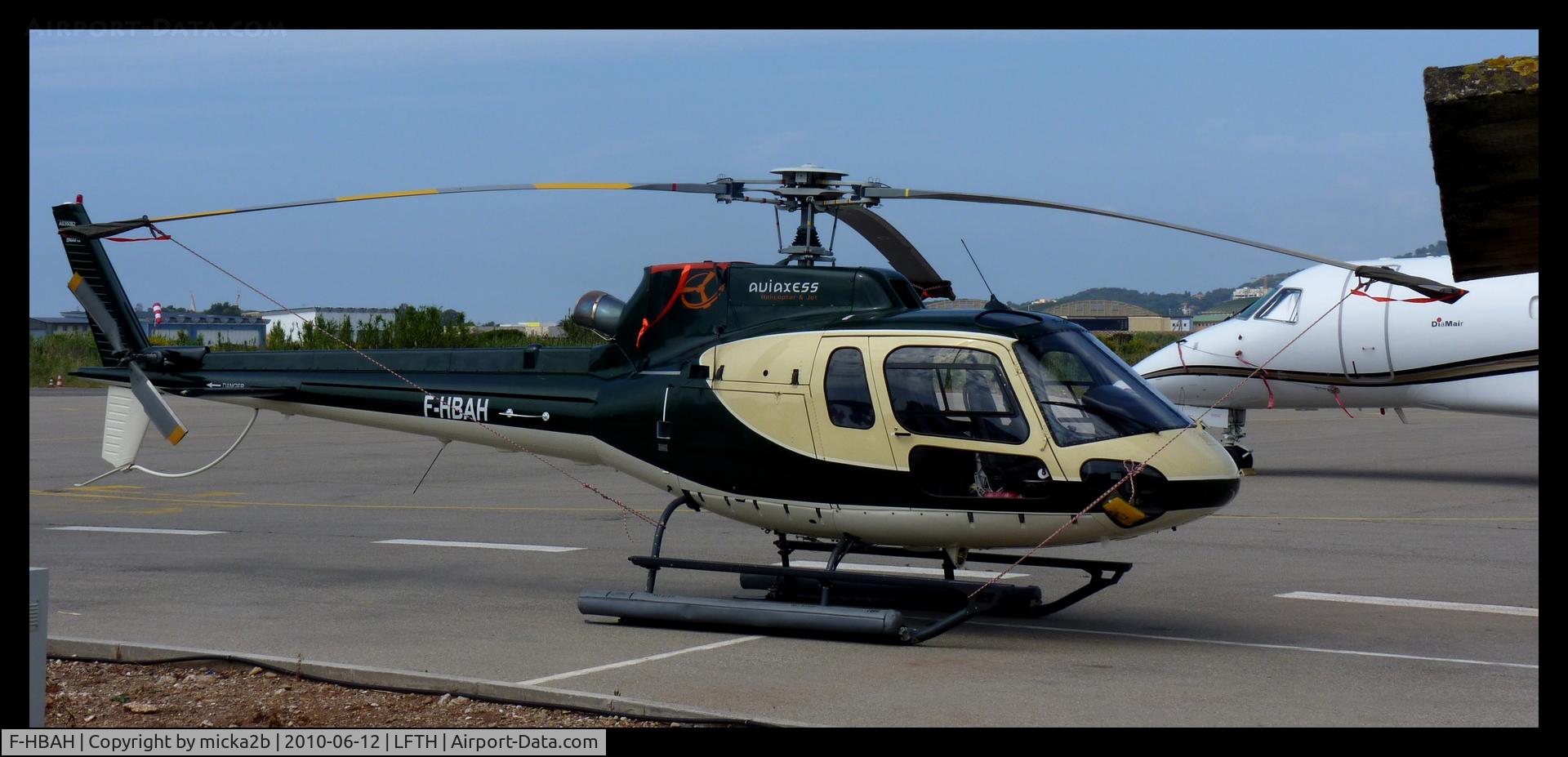 F-HBAH, Aerospatiale AS-350B-2 Ecureuil C/N 4414, Parked.