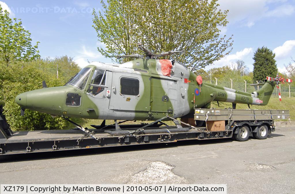 XZ179, 1978 Westland Lynx AH.7 C/N 047, SIDE VIEW ON TRAILER