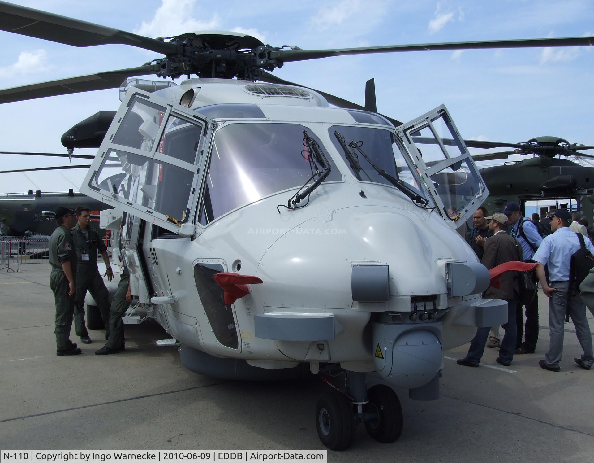 N-110, NHI NH-90 NFH Caiman C/N 1110, NHI NH90 NFH of the Dutch navy (Marine Luchtvaartdienst) at ILA 2010, Berlin