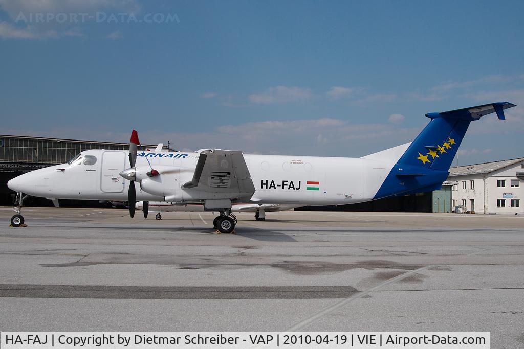 HA-FAJ, 1989 Beech 1900C C/N UC-79, Farnair Beech 1900C