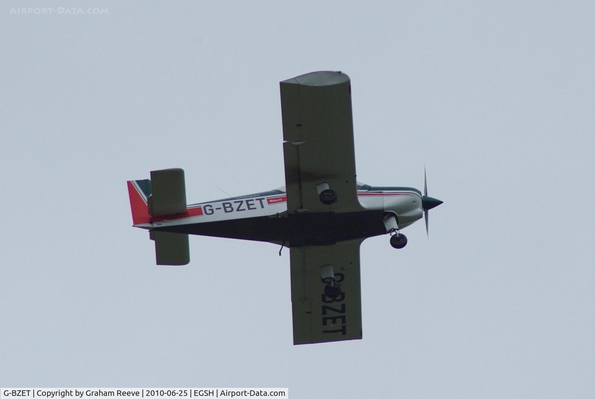 G-BZET, 2000 Robin HR-200-120B C/N 345, Departing from Norwich.