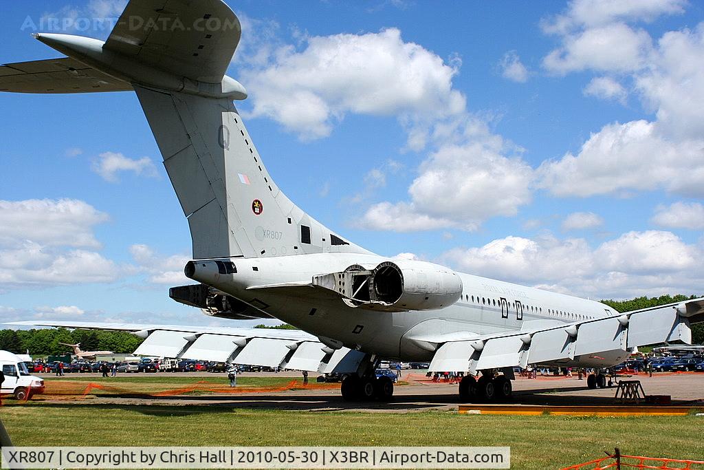 XR807, 1954 Vickers VC10 C.1 C/N 827, Withdrawn from service 6-4-2010 and waiting to be scrapped at Bruntingthorpe