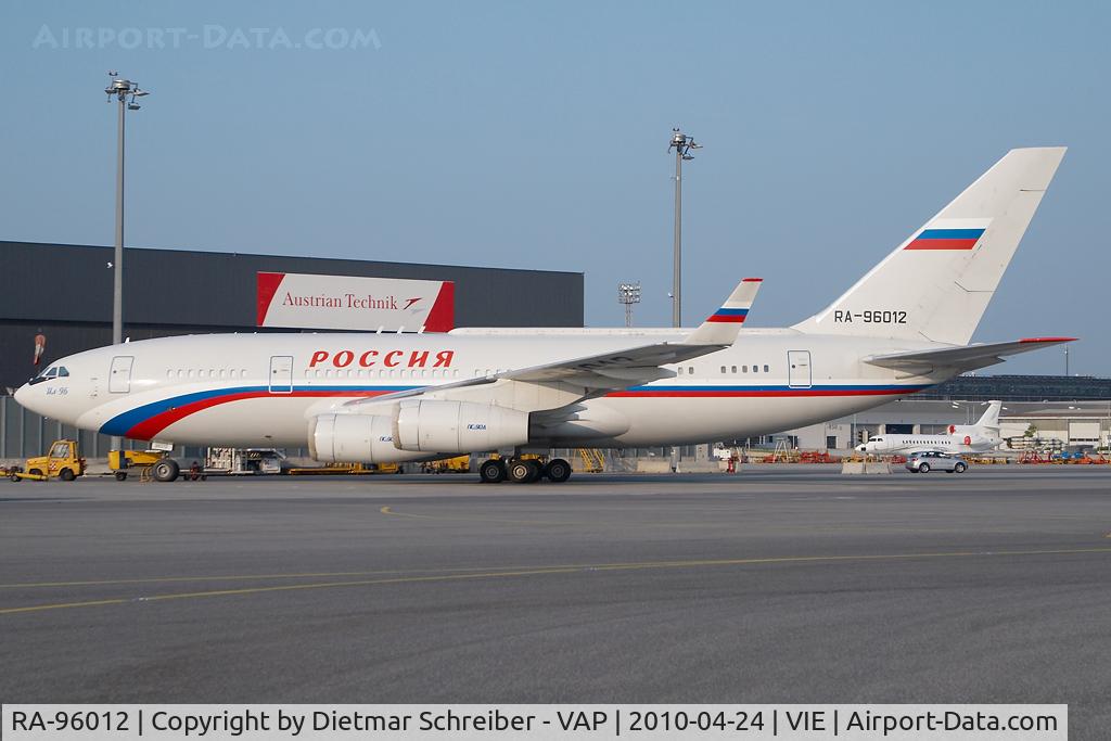 RA-96012, 1994 Ilyushin Il-96-300 C/N 74393201009, Rossija Iljuschin 96