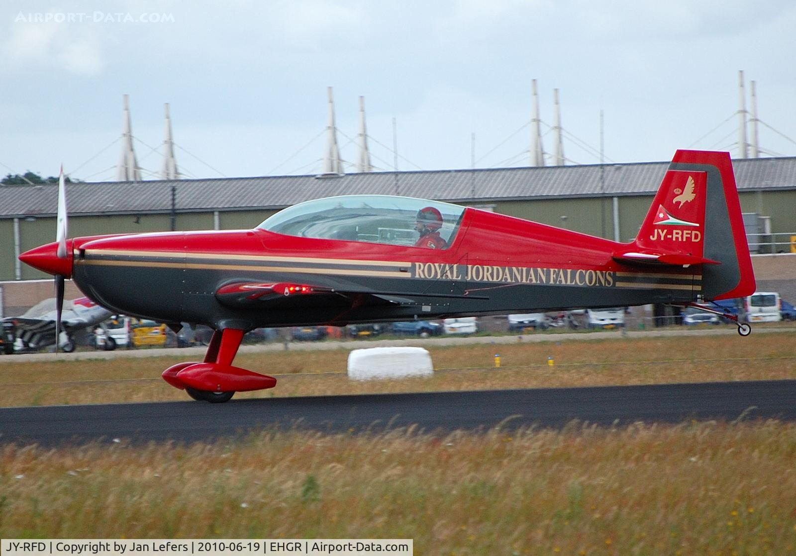JY-RFD, Extra EA-300 C/N 1242, Royal Jordanian Falcons