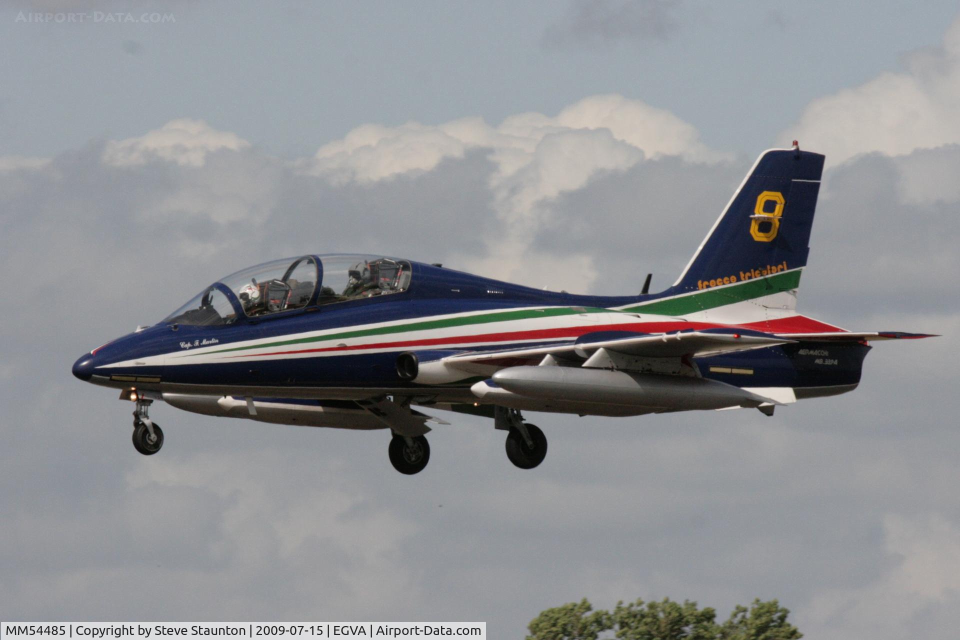 MM54485, Aermacchi MB-339PAN C/N 6682/077/AD014, Taken at the Royal International Air Tattoo 2009