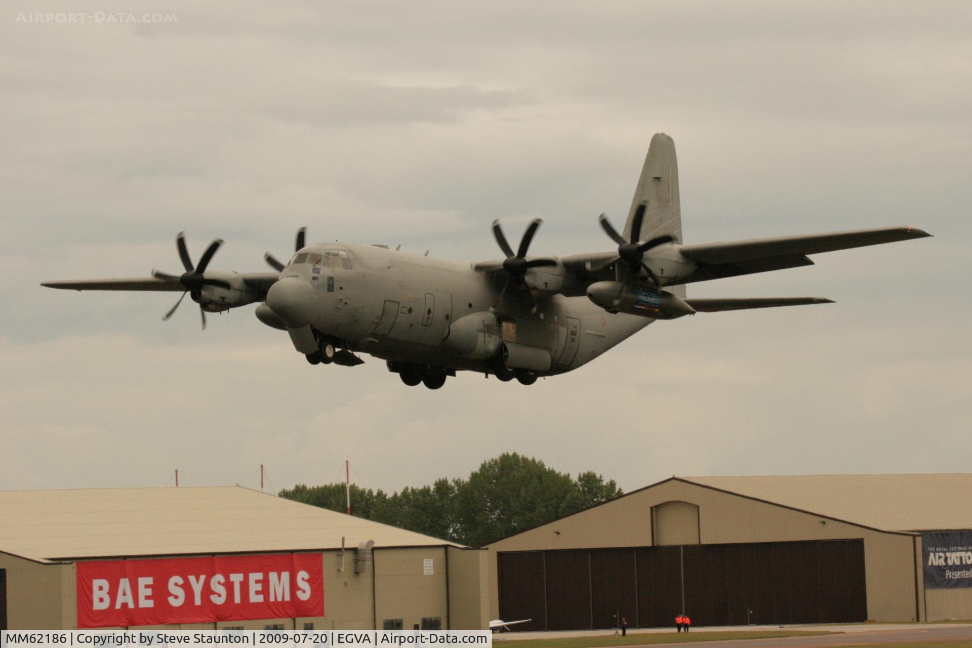 MM62186, Lockheed Martin C-130J-30 Super Hercules C/N 382-5520, Taken at the Royal International Air Tattoo 2009
