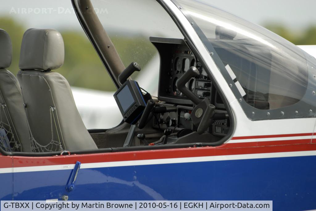 G-TBXX, 1982 Socata TB-20 Trinidad C/N 276, COCKPIT CLOSE UP