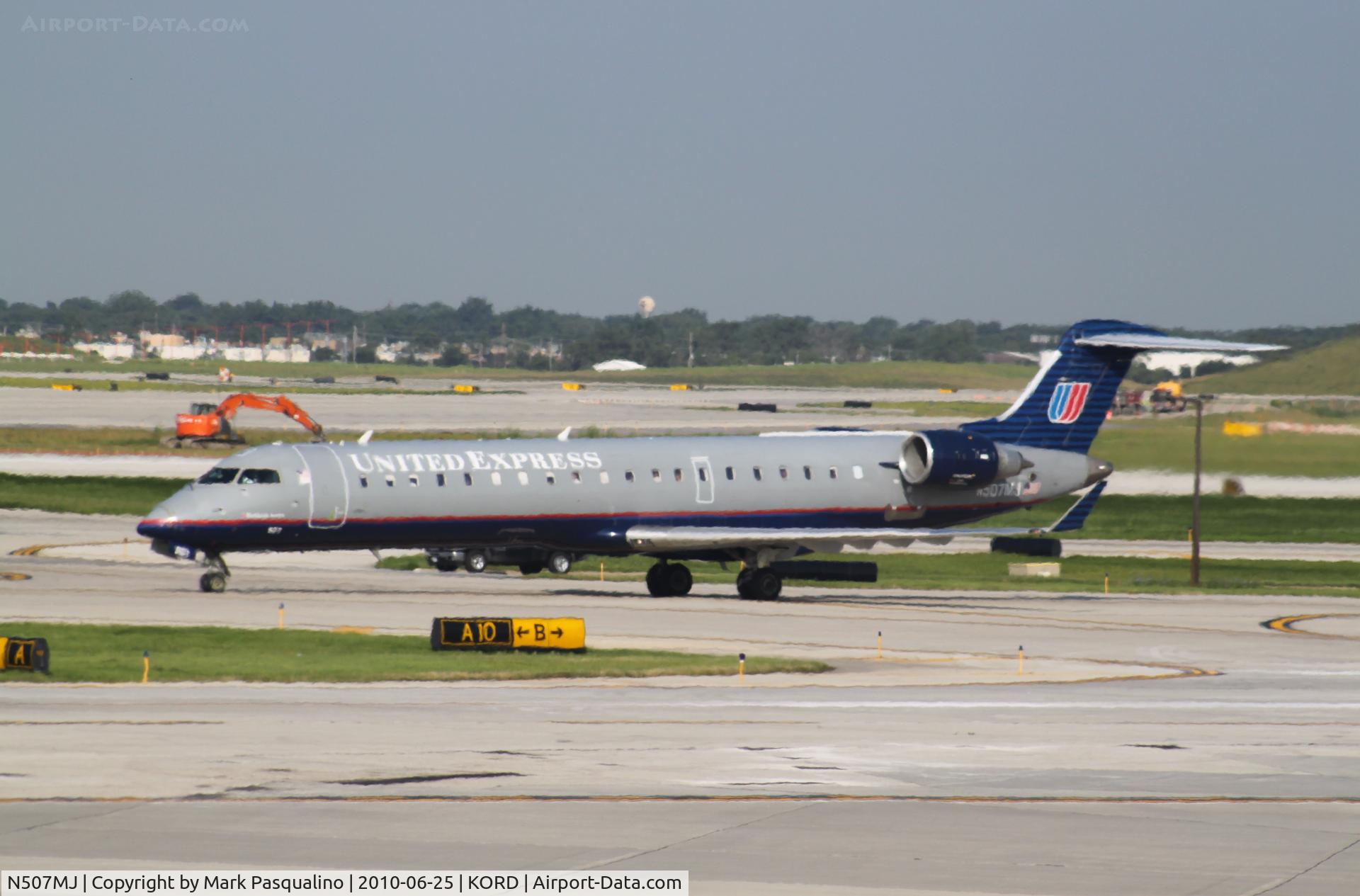 N507MJ, 2003 Bombardier CRJ-701 (CL-600-2C10) Regional Jet C/N 10017, CL-600-2C10