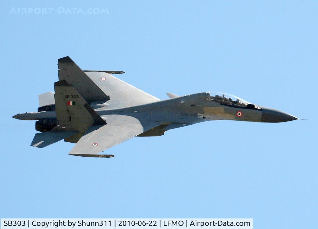 SB303, Sukhoi Su-30MKI C/N Not found SB303, Passing above the runway during Garuda 2010 Exercice...