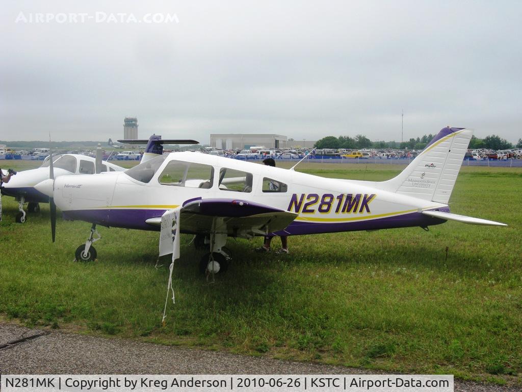 N281MK, 2006 Piper PA-28-161 Cherokee Warrior III C/N 2842260, The Great Minnesota Airshow 2010.