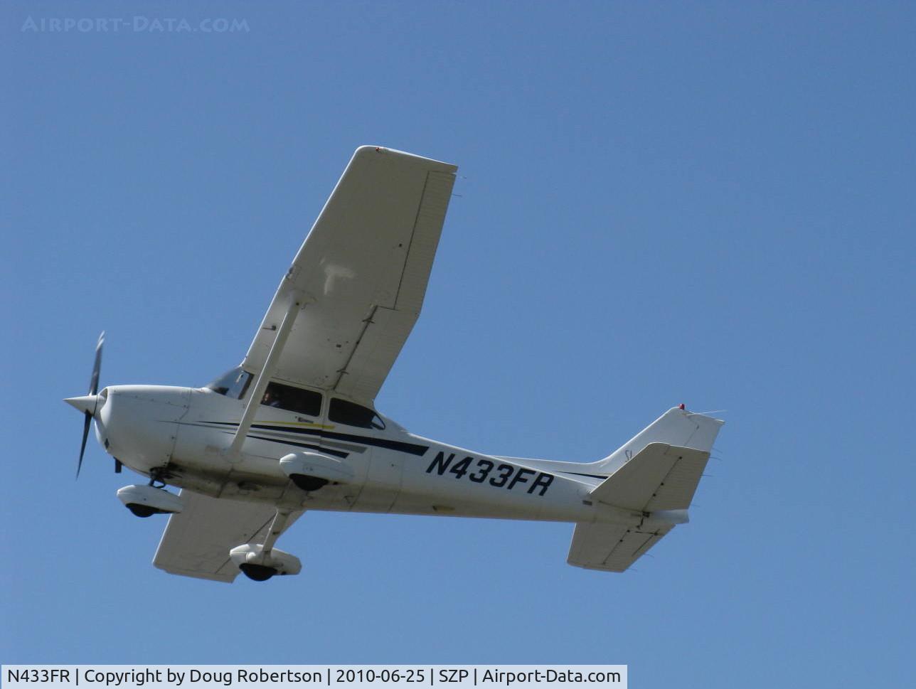 N433FR, 1997 Cessna 172R C/N 17280292, 1997 Cessna 172R SKYHAWK, Lycoming IO-360-L2A 160 Hp, takeoff climb Rwy 22