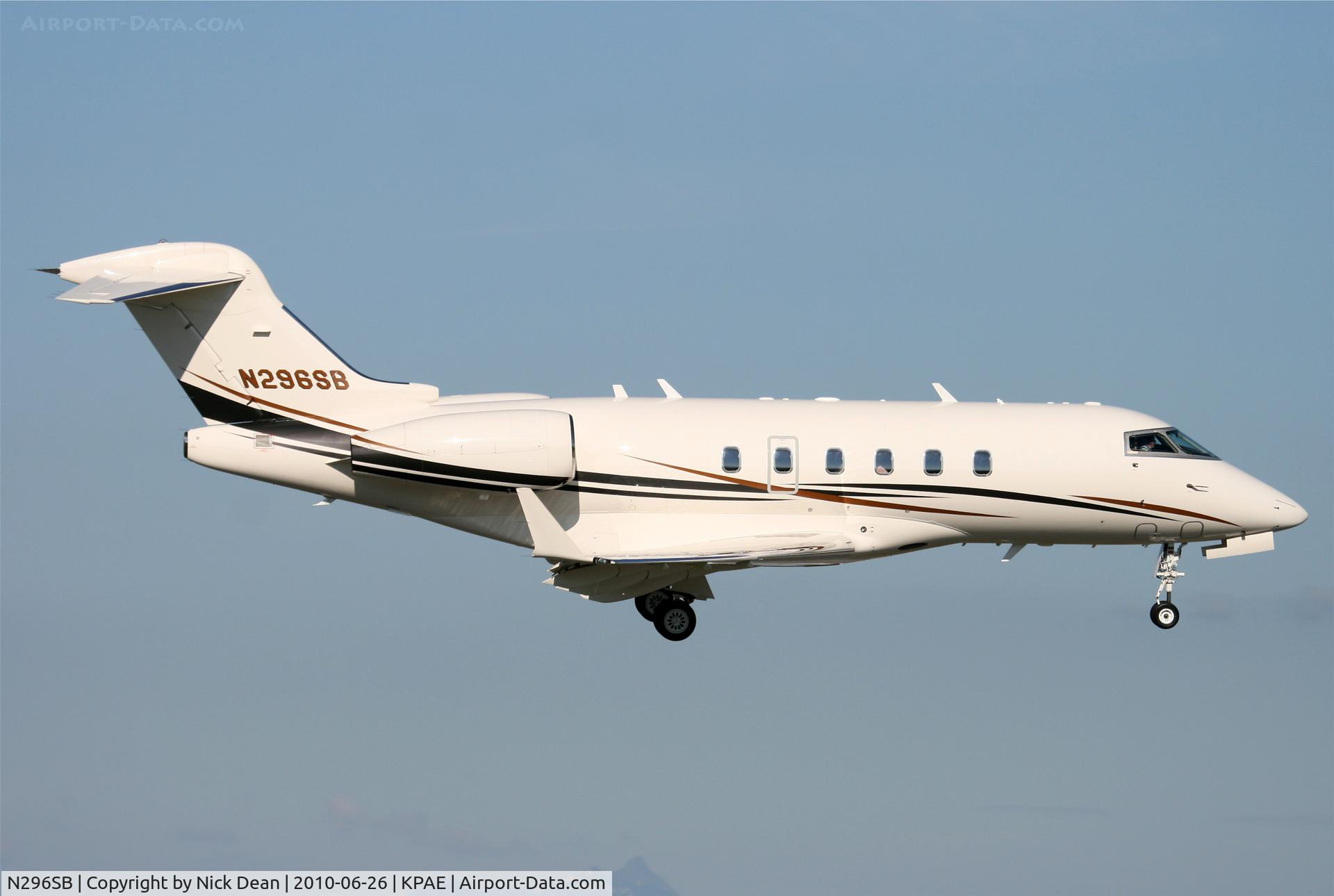N296SB, 2007 Bombardier Challenger 300 (BD-100-1A10) C/N 20157, KPAE