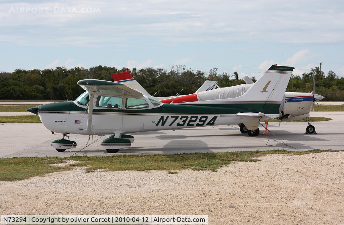 N73294, 1976 Cessna 172M C/N 17267350, Marathon airport, keys islands, Florida