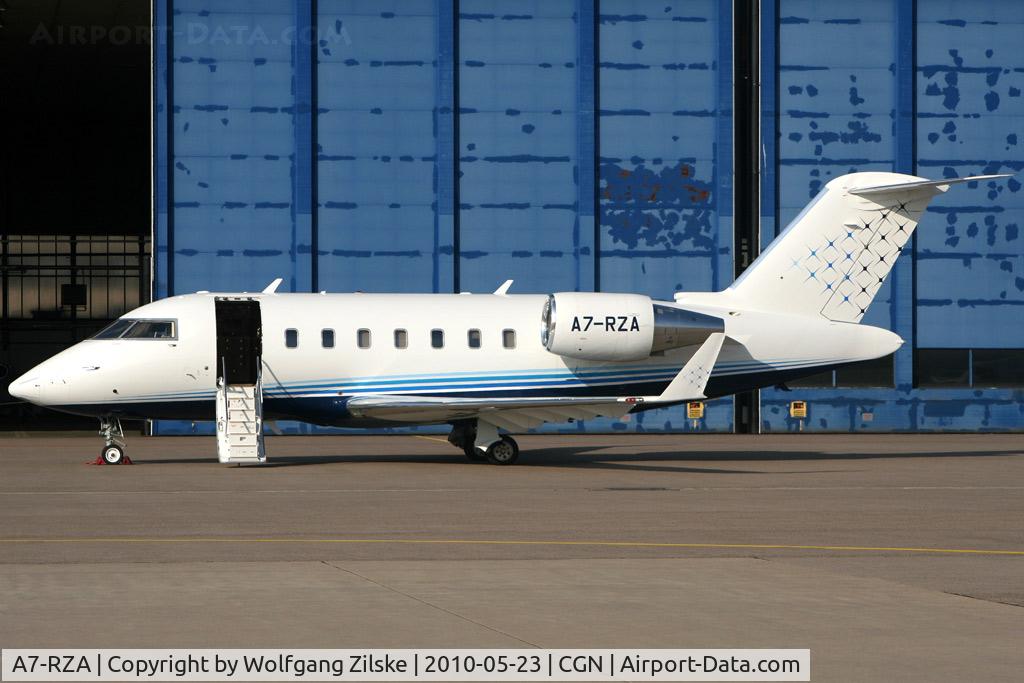 A7-RZA, 2009 Bombardier Challenger 605 (CL-600-2B16) C/N 5798, visitor