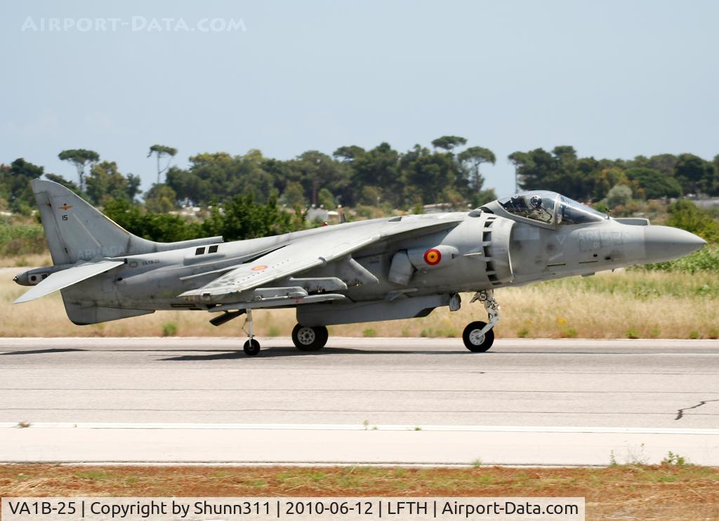 VA1B-25, McDonnell Douglas EAV-8B+ Matador II C/N E14/SP-02, Landing rwy 23