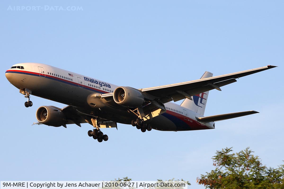 9M-MRE, 1997 Boeing 777-2H6/ER C/N 28412, Approaching rwy 07R after flight from KUL