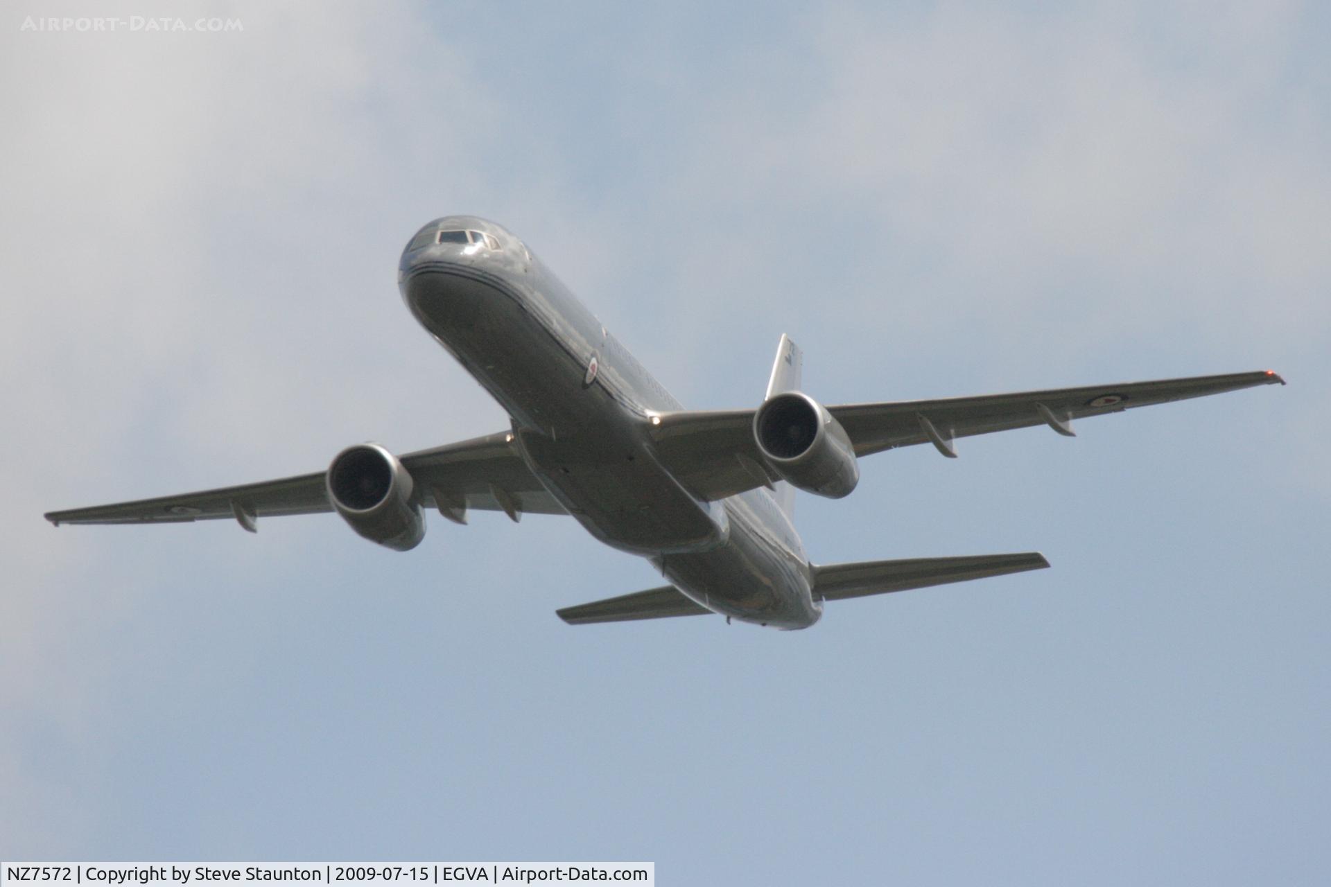 NZ7572, 1993 Boeing 757-2K2 C/N 26634, Taken at the Royal International Air Tattoo 2009
