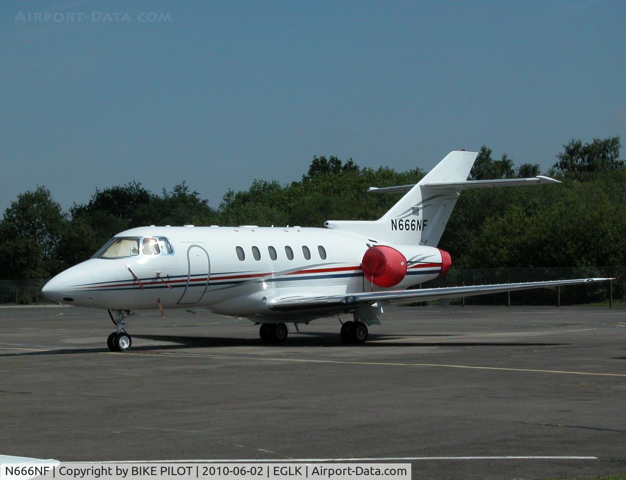 N666NF, 2008 Hawker Beechcraft 750 C/N HB-27, HAWKER 750 ON THE TERMINAL APRON