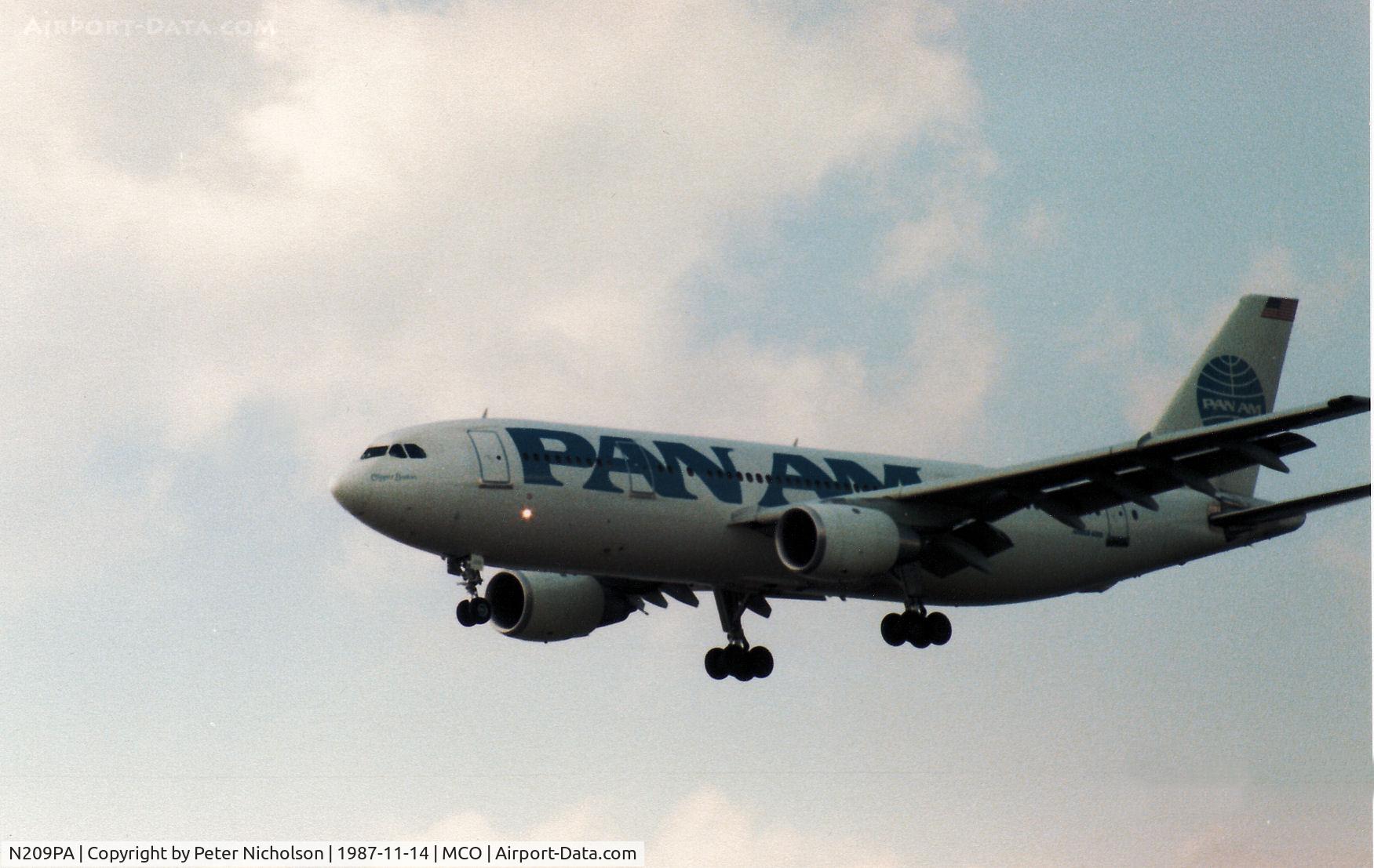 N209PA, 1984 Airbus A300B4-203 C/N 305, Airbus A300 Clipper Boston of Pan-Am on final approach to Orlando in November 1987.