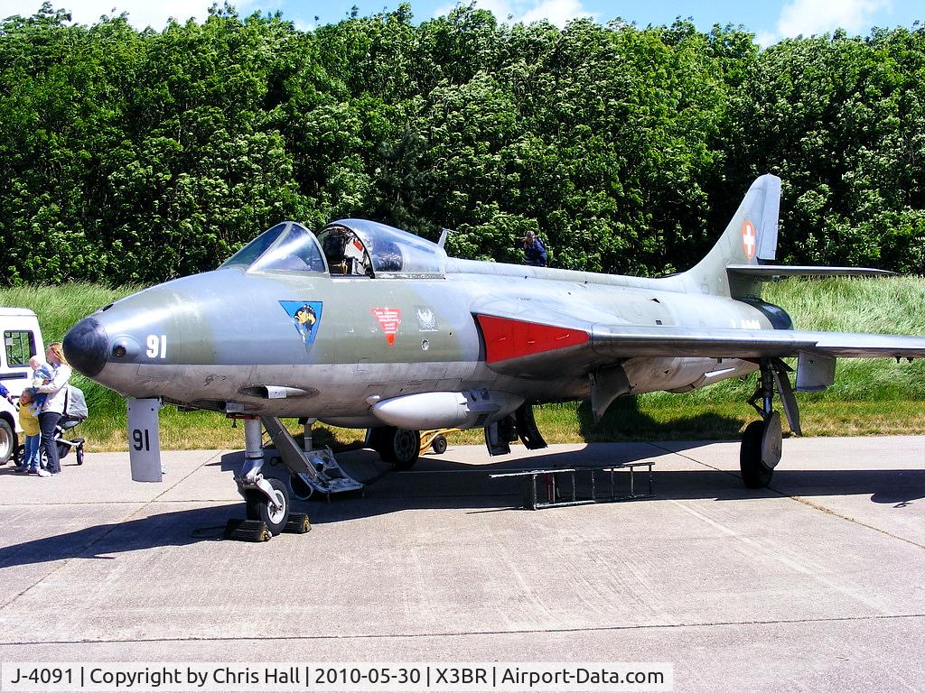 J-4091, 1959 Hawker Hunter F.58 C/N 41H-697458, ex Swiss Air Force Hunter F.58