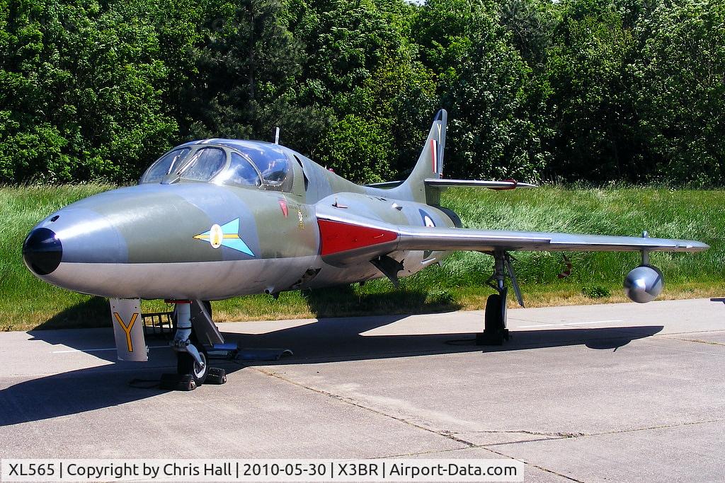 XL565, 1958 Hawker Hunter T.7 C/N 41H/693716, preserved at Bruntingthorpe