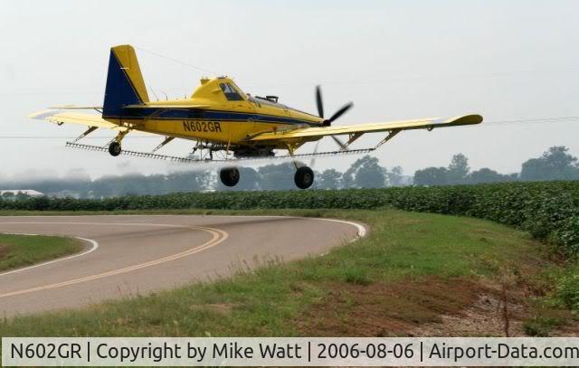 N602GR, Air Tractor Inc AT-602 C/N 602-0688, crop dusting in lake co Tn.