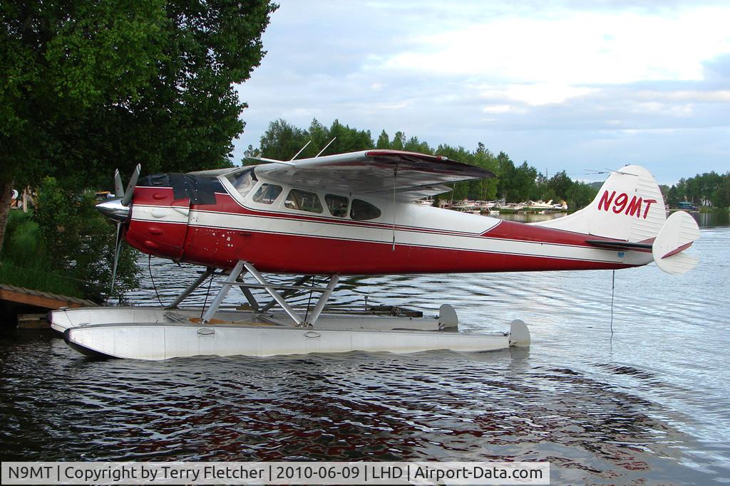 N9MT, 1949 Cessna 195 C/N 7394, 1949 Cessna 195, c/n: 7394 on Lake Hood