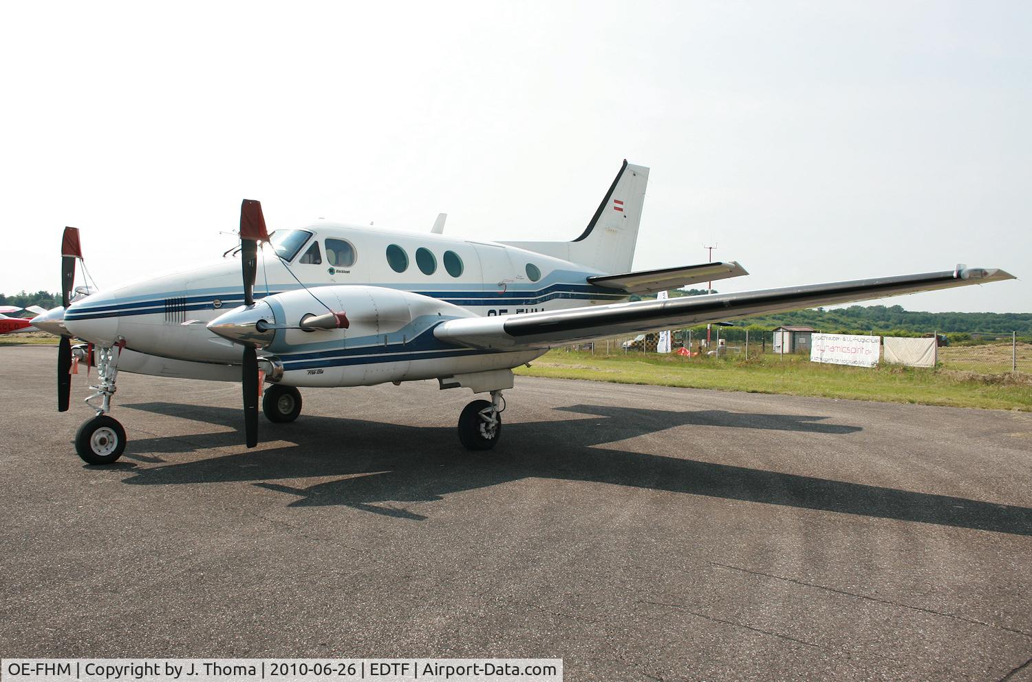 OE-FHM, 1991 Beech C90A King Air C/N LJ-1284, Raytheon Beech King Air 90