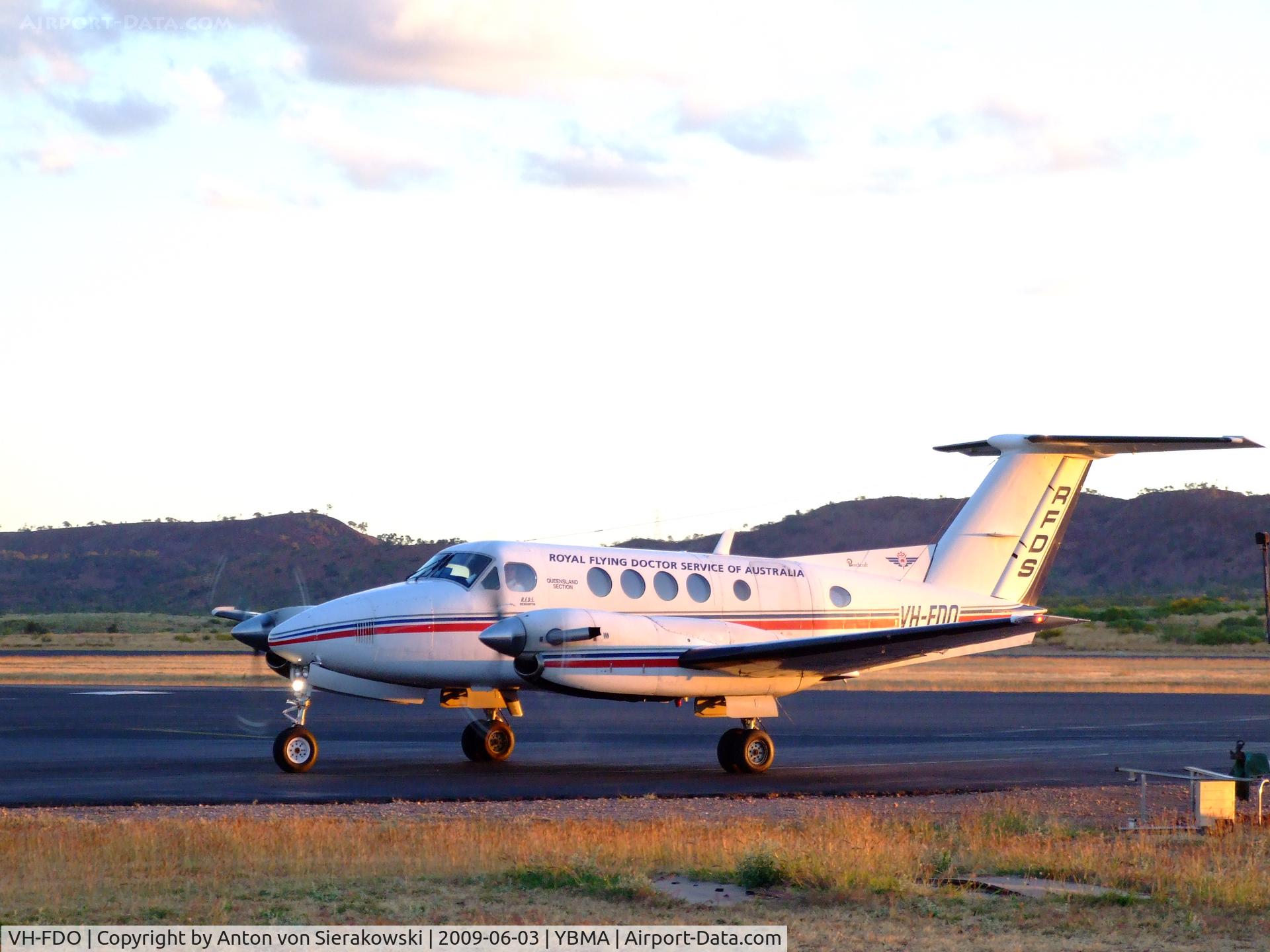 VH-FDO, 1982 Beech B200 King Air C/N BB-1056, Returning to Hanger at Mt Isa Royal Flying Doctor Base