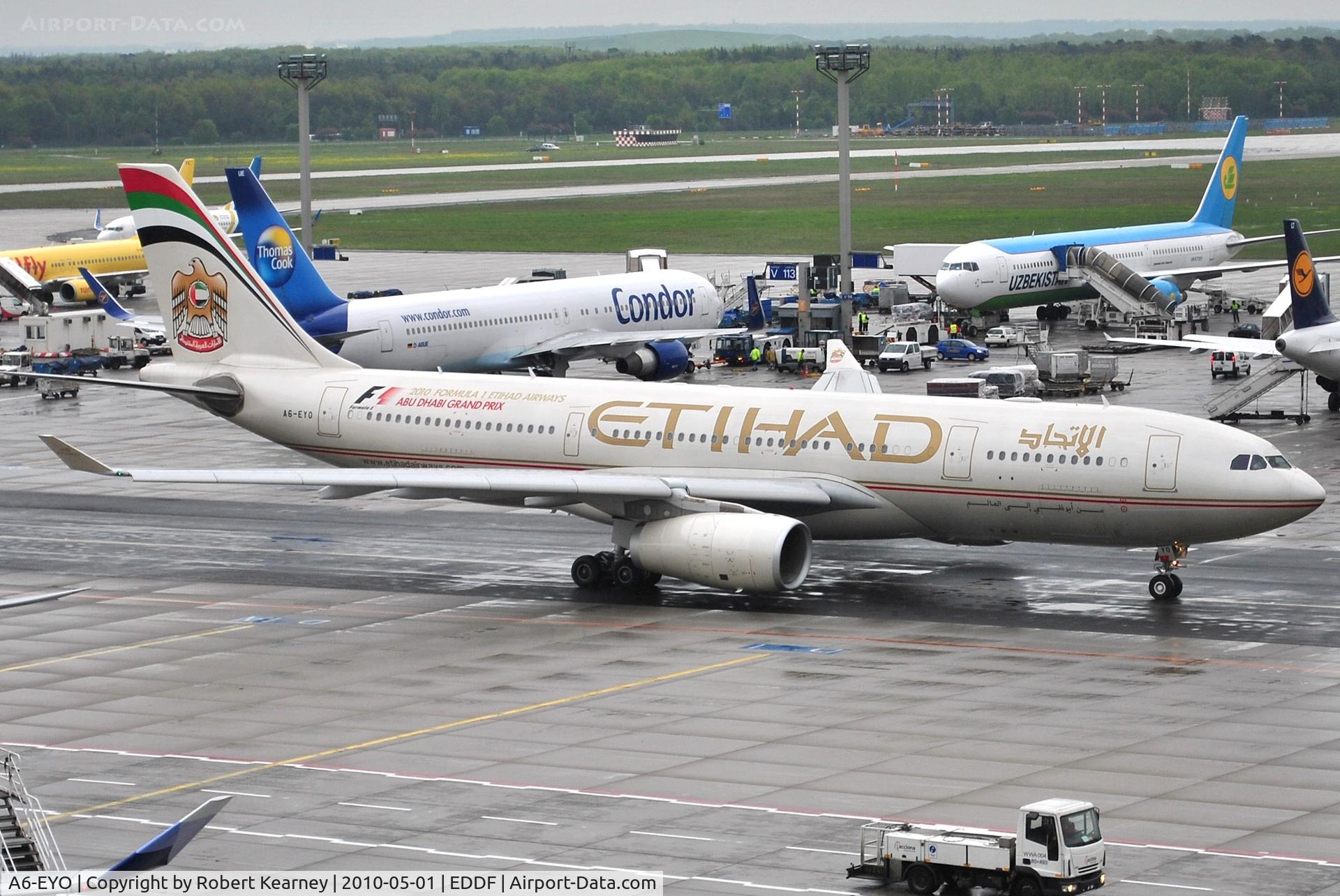 A6-EYO, 2007 Airbus A330-243 C/N 852, Ethiad heading for departure