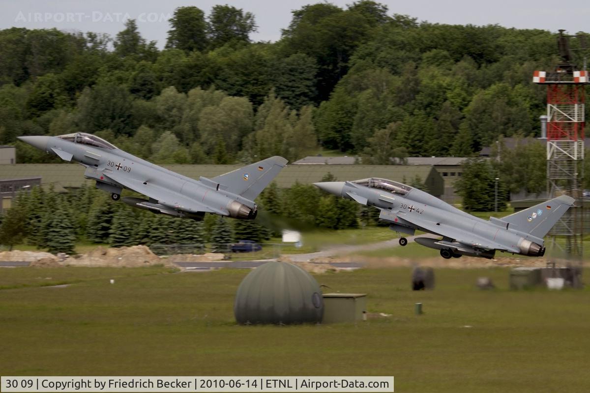 30 09, Eurofighter EF-2000 Typhoon S C/N GS004, formation take off