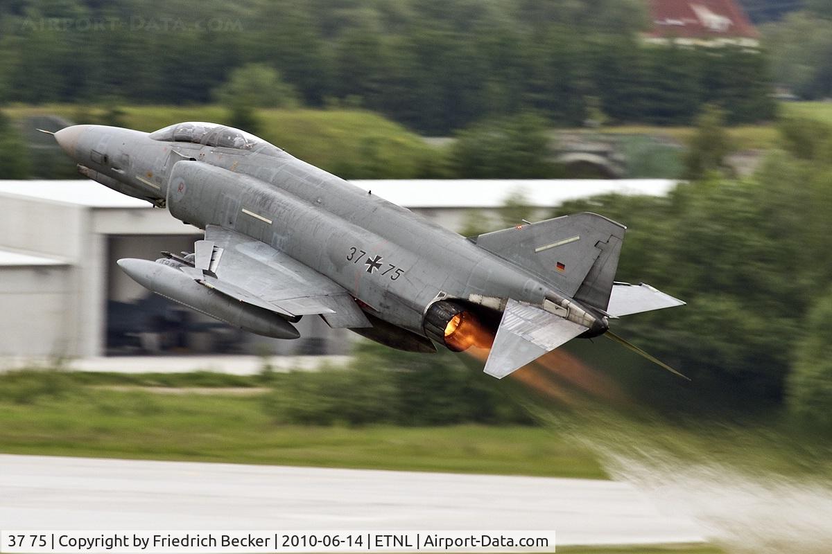 37 75, 1972 McDonnell Douglas F-4FKWS Phantom II C/N 4533, take off