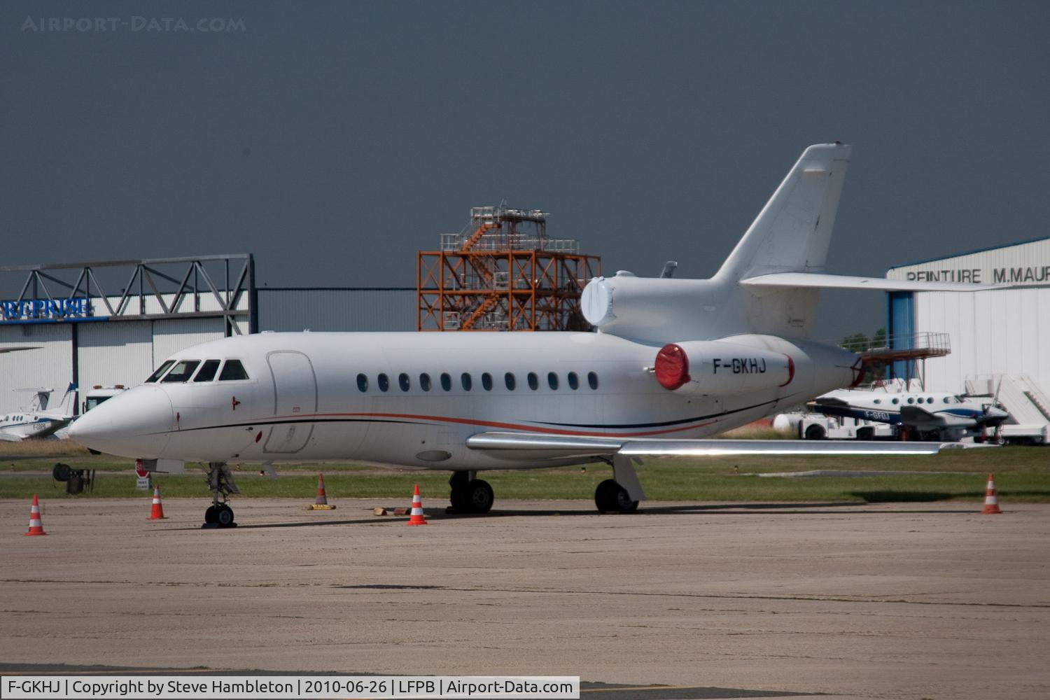 F-GKHJ, 1987 Dassault Falcon 900B C/N 011, Le Bourget LFPB