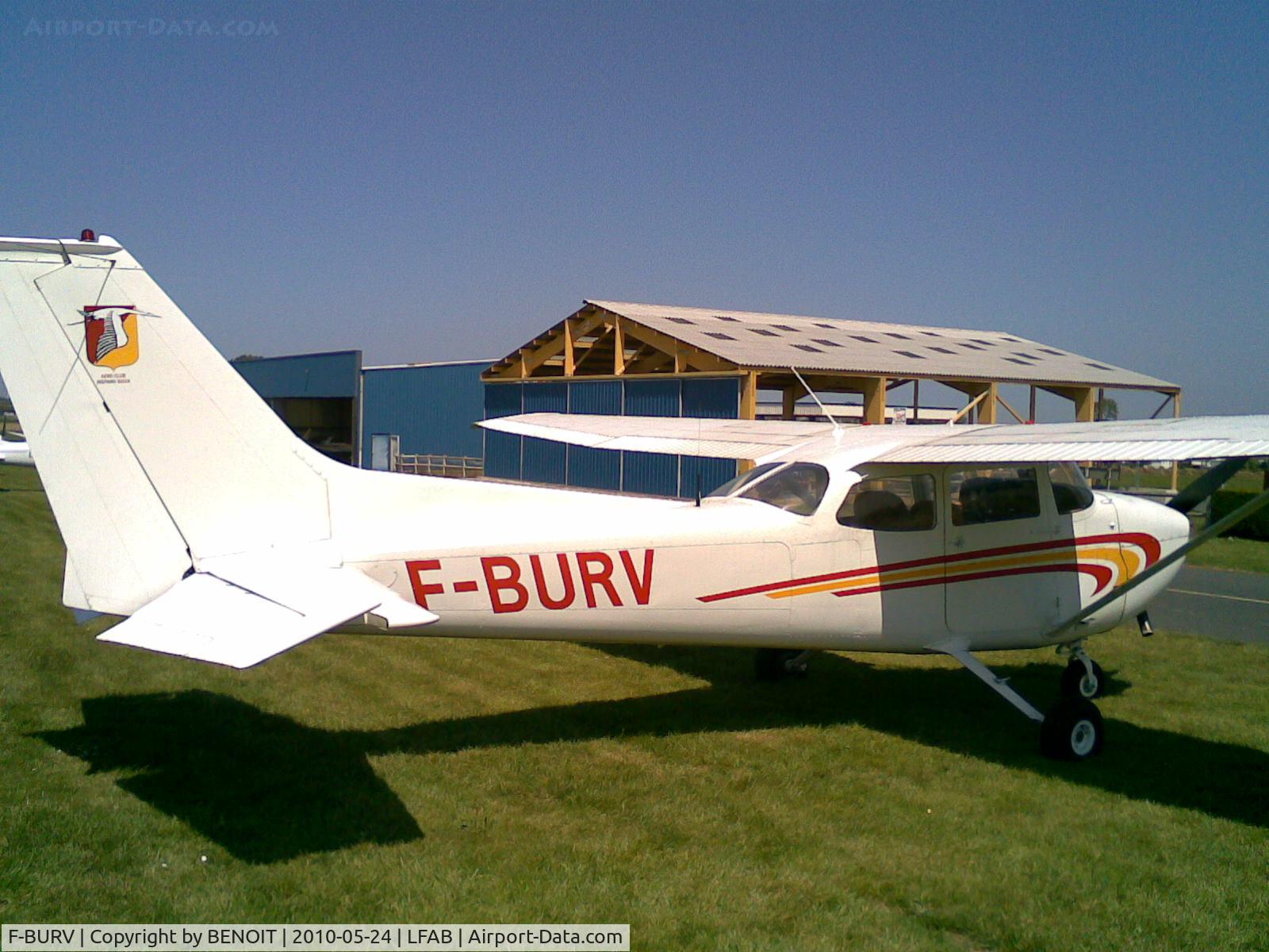 F-BURV, Reims F172M Skyhawk Skyhawk C/N 1068, CESSNA 172 M REIMS-AVIATION