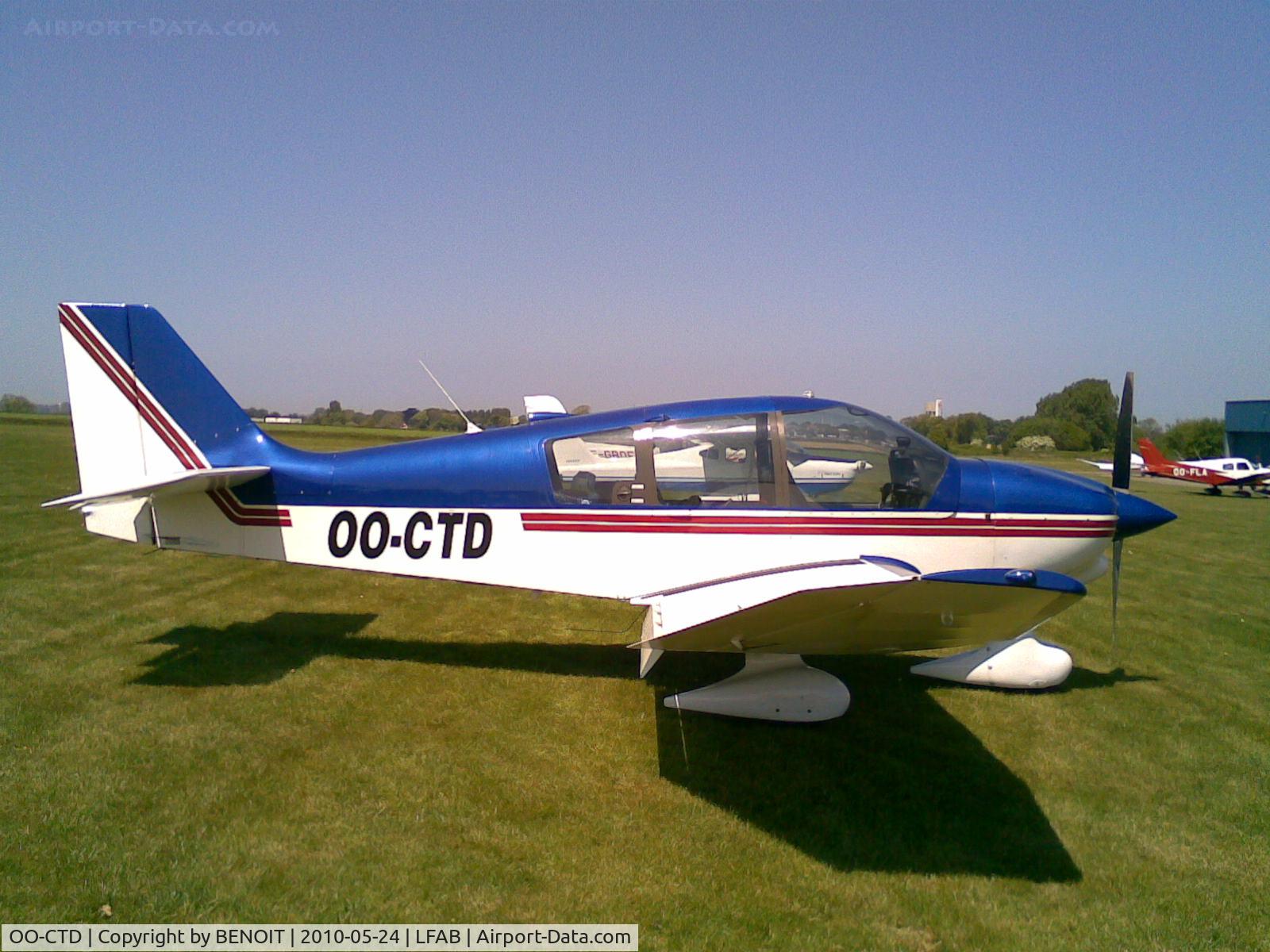 OO-CTD, Robin DR-400-140B 80 Major C/N 2201, Robin DR400/140B Dauphin