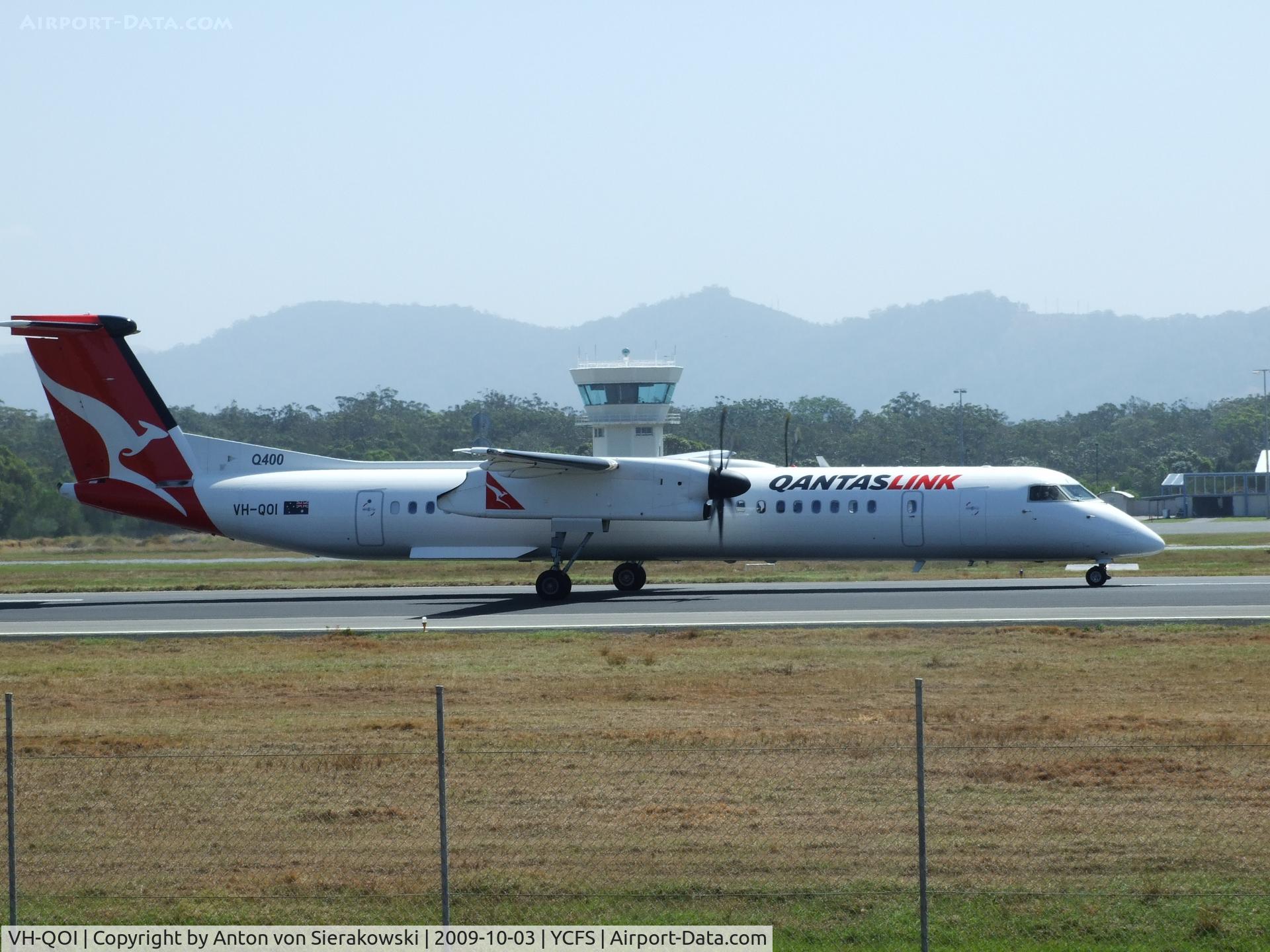 VH-QOI, 2007 De Havilland Canada DHC-8-402Q Dash 8 C/N 4189, VH-QOI Qantaslink Dash 8-400 at YCFS Regional