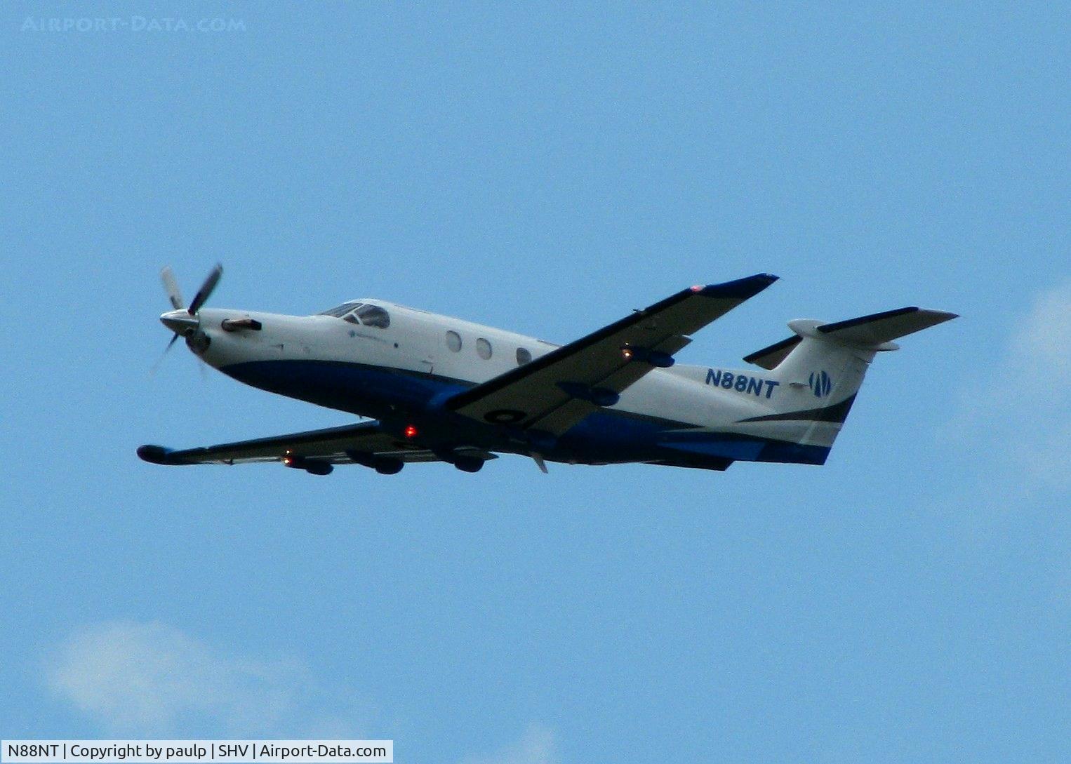 N88NT, 1999 Pilatus PC-12/45 C/N 285, Off of 14 at Shreveport Regional.