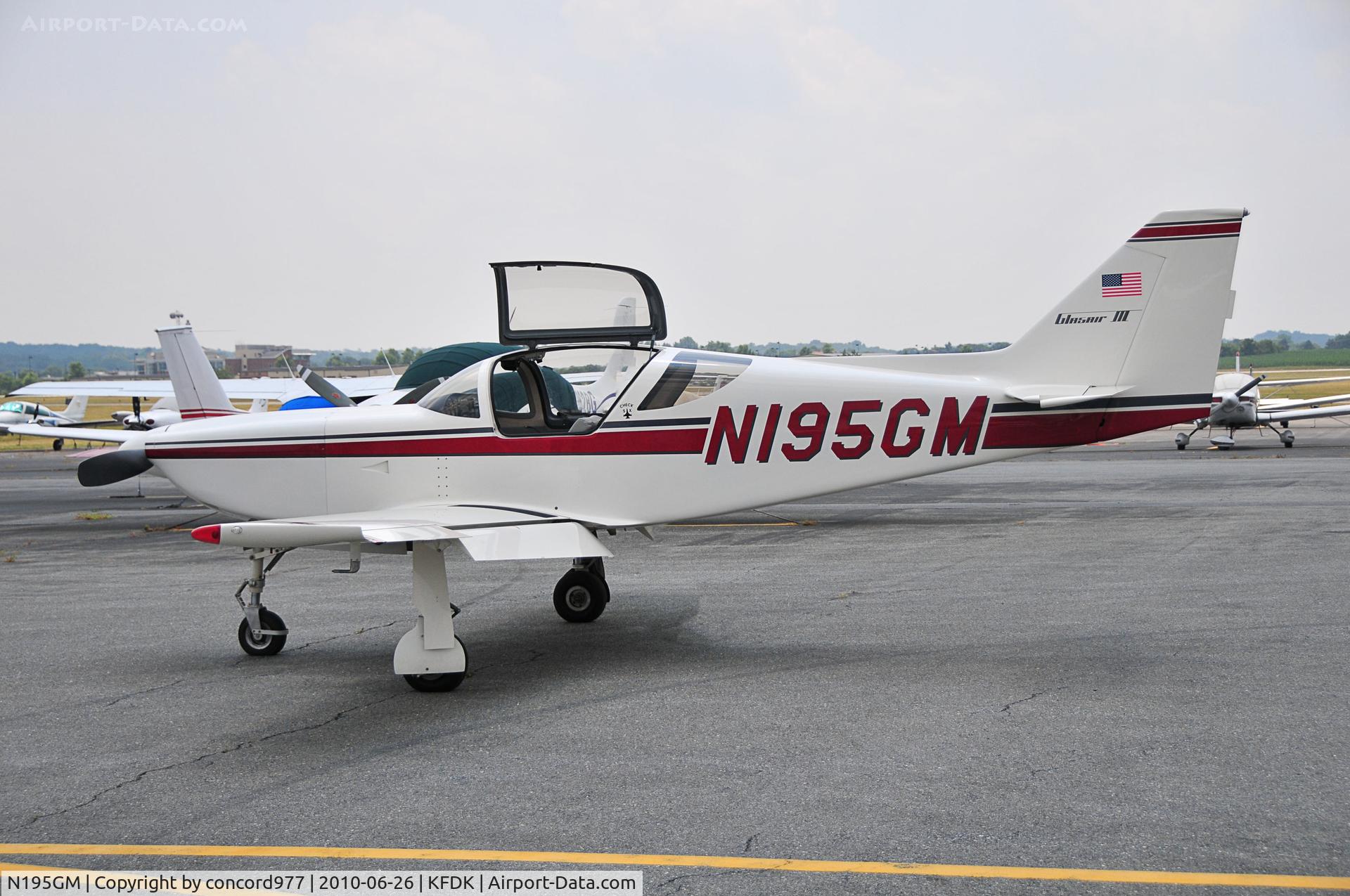 N195GM, 1994 Stoddard-Hamilton Glasair III C/N GM-4, Seen at KFDK on 6/26/2010