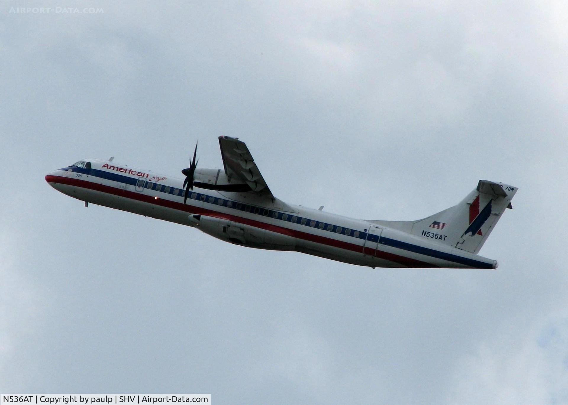 N536AT, 1997 ATR 72-212A C/N 536, Off of 14 at Shreveport Regional.