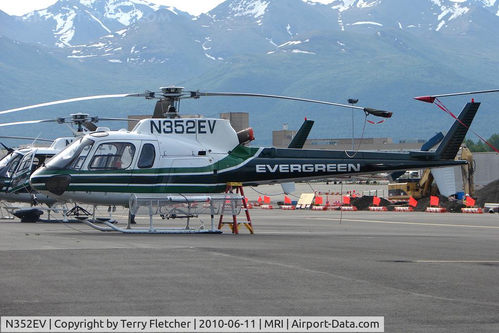 N352EV, 1991 Eurocopter AS-350B-2 Ecureuil C/N 2555, 1991 Eurocopter AS 350 B2, c/n: 2555 at Merrill Field